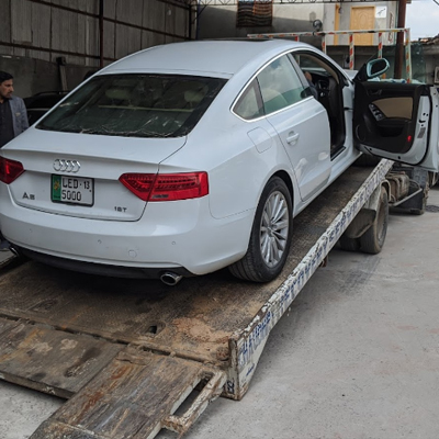 land rover, bmw, mercedes benz, audi, jaguar, porsche, chrysler, gmc, bentley