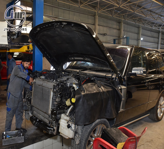 land rover, bmw, mercedes benz, audi, jaguar, porsche, chrysler, gmc, bentley