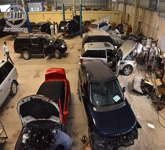 land rover, bmw, mercedes benz, audi, jaguar, porsche, chrysler, gmc, bentley