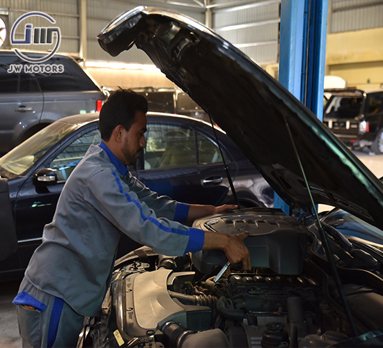 land rover, bmw, mercedes benz, audi, jaguar, porsche, chrysler, gmc, bentley