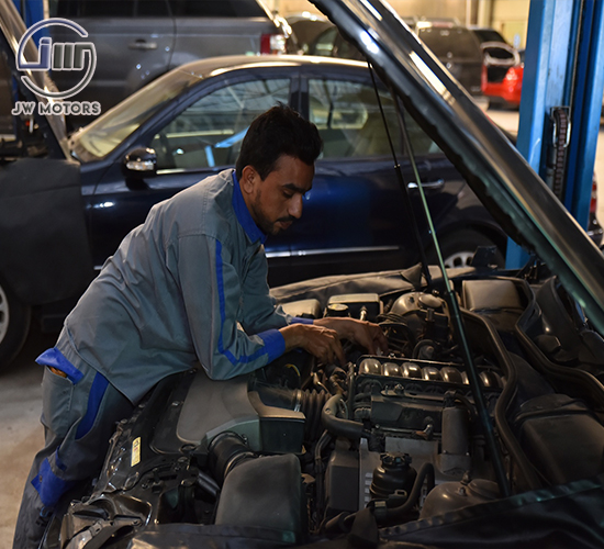 land rover, bmw, mercedes benz, audi, jaguar, porsche, chrysler, gmc, bentley