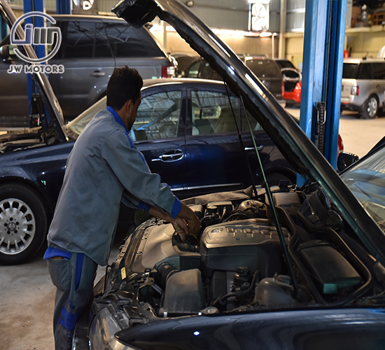land rover, bmw, mercedes benz, audi, jaguar, porsche, chrysler, gmc, bentley