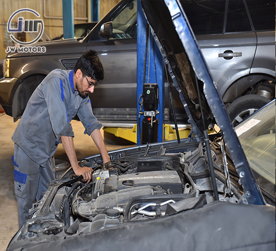 land rover, bmw, mercedes benz, audi, jaguar, porsche, chrysler, gmc, bentley