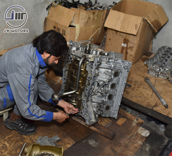 land rover, bmw, mercedes benz, audi, jaguar, porsche, chrysler, gmc, bentley
